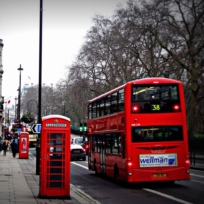 london-street-phone-cabin-163037